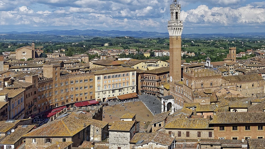 tg del turismo: eventi a pasqua, visto per la gran bretagna, perugia e siena