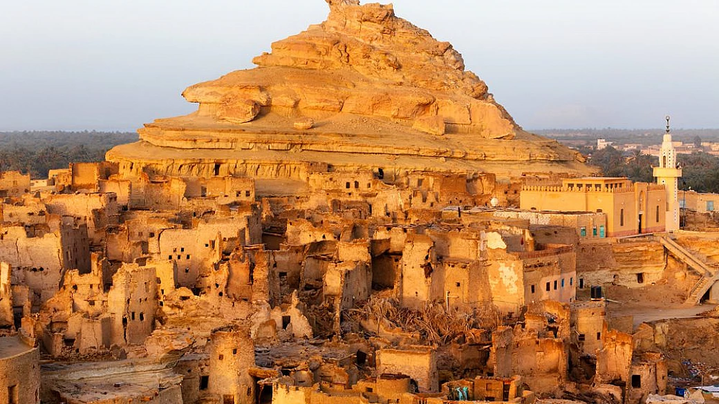 regina cleopatra: i luoghi della serie evento netflix che ripercorrono la storia dell'ultima regina d'egitto