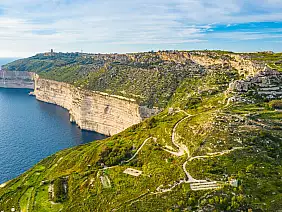 dingli cliffs