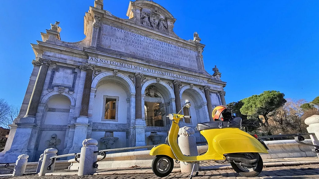 vacanze romane al giorno d'oggi: ecco come rivivere la roma di audrey hepburn