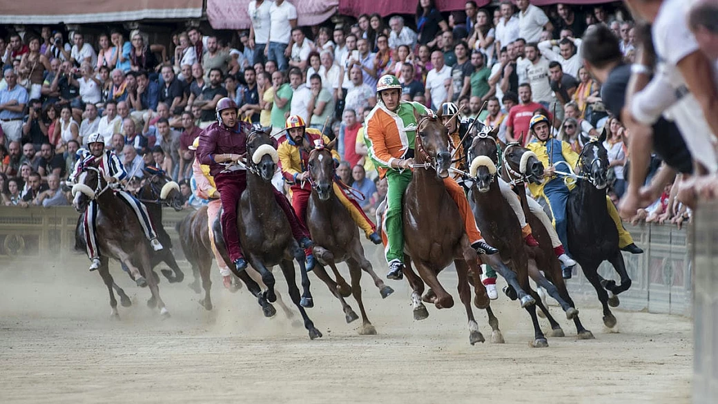 la più celebre corsa dei cavalli al mondo è pronta a ripartire alla grande