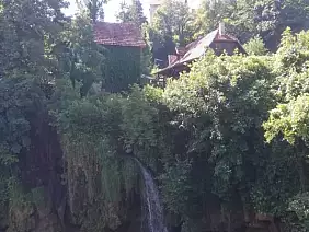 33407ae5_755d_48f3_a48a_640801839a7e