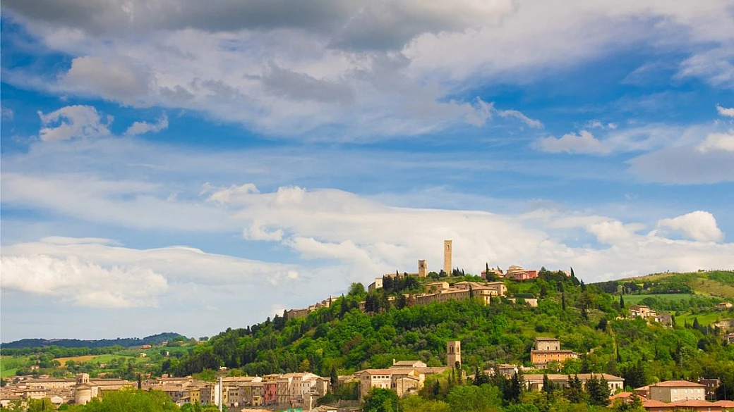 bandiere arancioni 2023: in questi borghi scoprirai tutta un'altra italia!