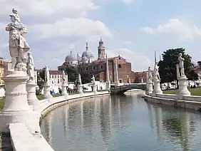 e86d07c6_3309_4884_97d3_b692d87df8e3