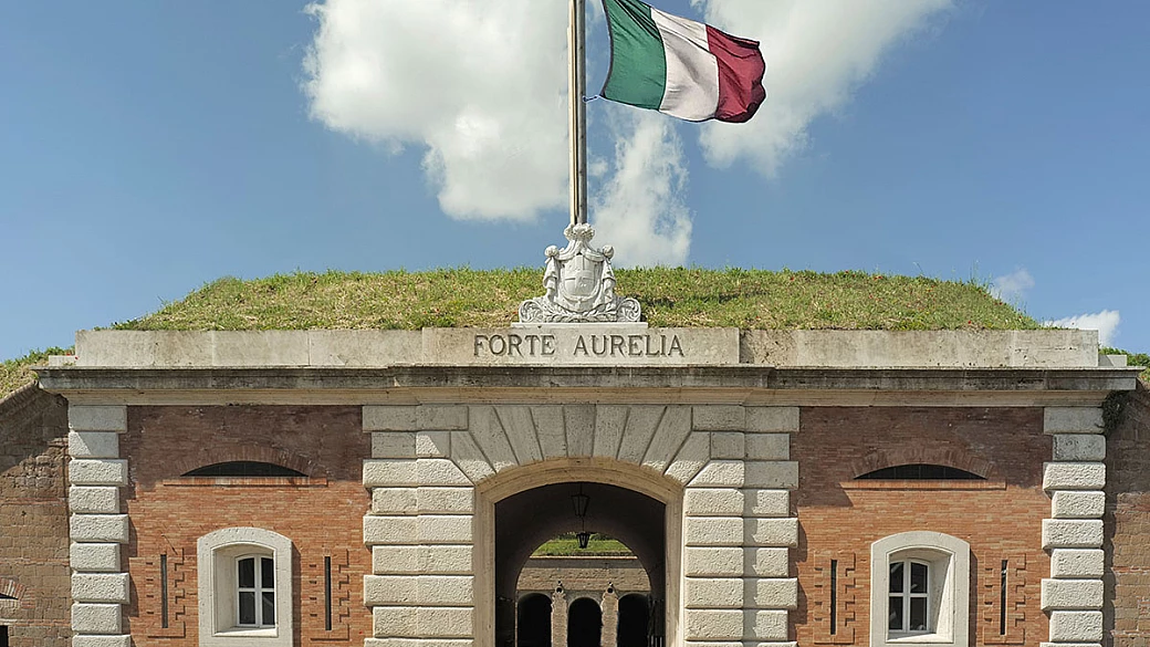 al centro di roma c'è un imponente castello di fine '800 che da qualche tempo si può finalmente visitare