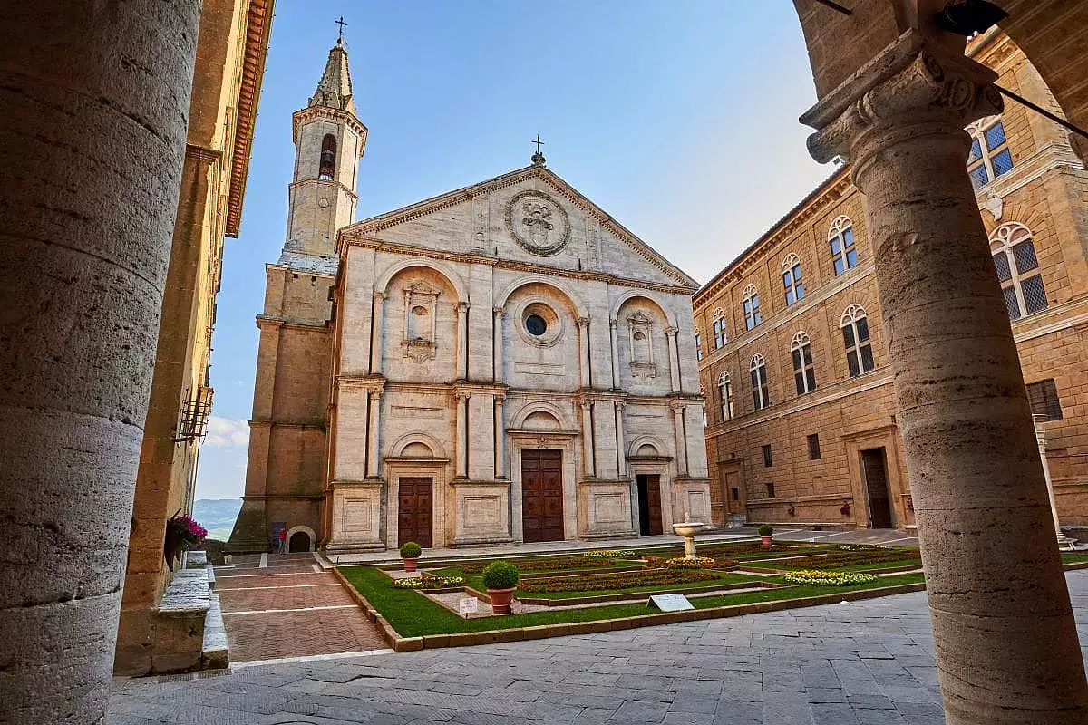 pienza, piazza centrale