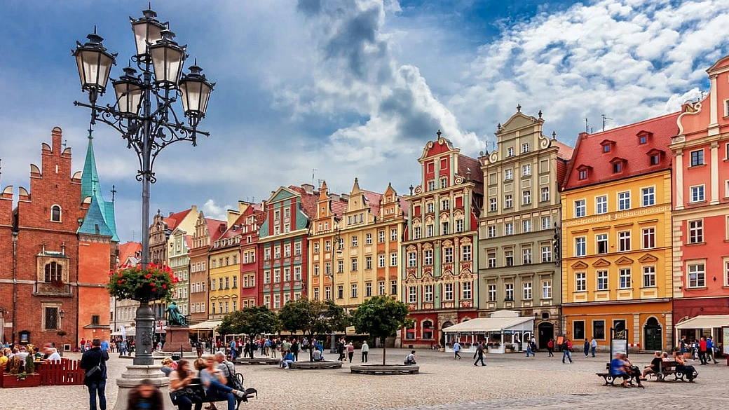 in auto verso l'est europa: l'itinerario perfetto per un viaggio on the road tra germania e polonia