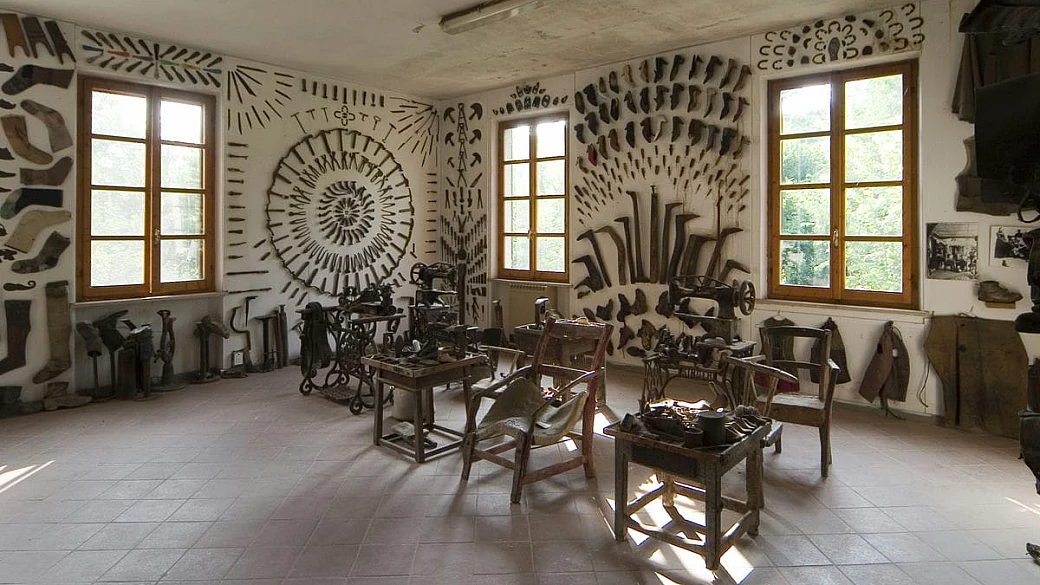 quando la vita quotidiana è roba da museo: in emilia-romagna c'è una collezione che racconta la vita di tutti i giorni