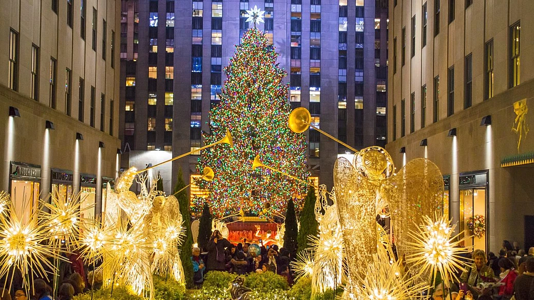 alberi giganti e pattinaggio sul ghiaccio: i 5 buoni motivi per visitare new york a natale