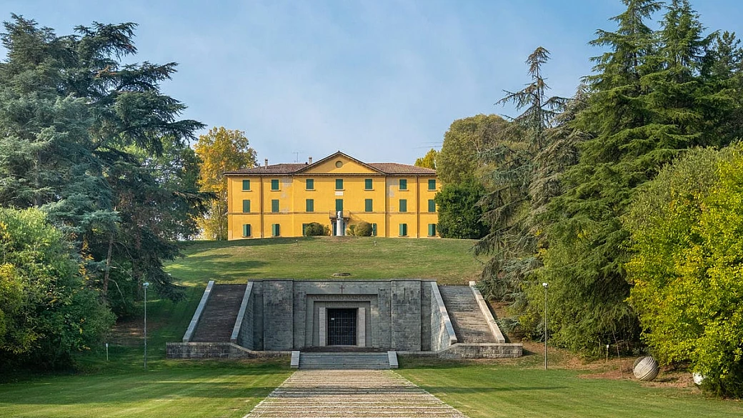 tra le colline alle porte di bologna c'è una casa particolare: qui studiò ed è sepolto l'italiano che ha inventato la radio