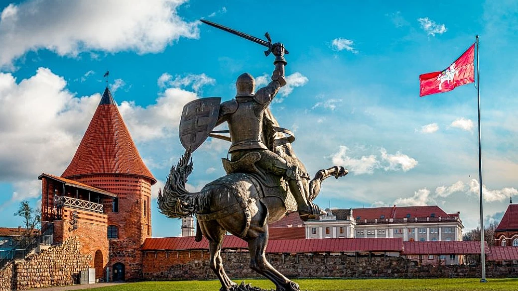 viaggio a kaunas: guida di 2 giorni alla capitale culturale lituana