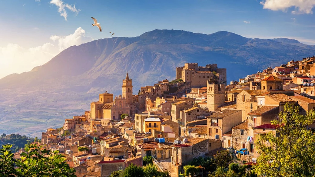 10 borghi di collina in italia che devi assolutamente visitare