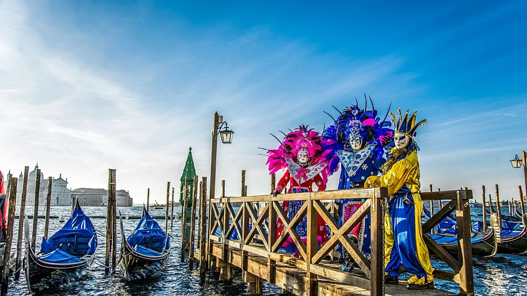 martedì grasso in italia: 5 feste per chiudere il carnevale al meglio