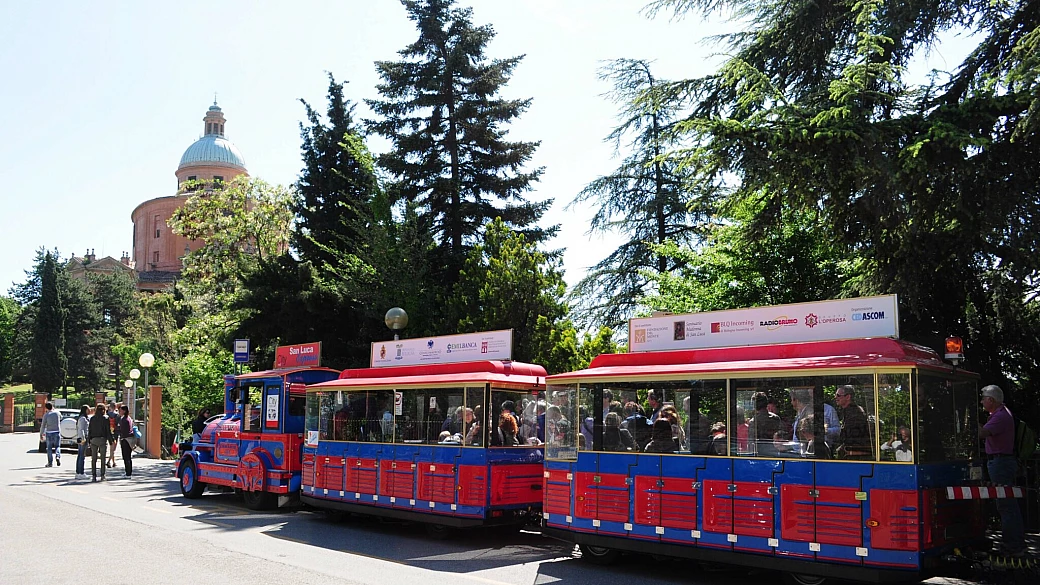 tg del turismo: ultime da firenze, bologna, ravenna, viaggi in treno e a piedi