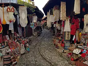 8cb4d71d_db99_419b_a36c_ba410f639e76_c57646a1_212a_4bec_b401_de283241cb34