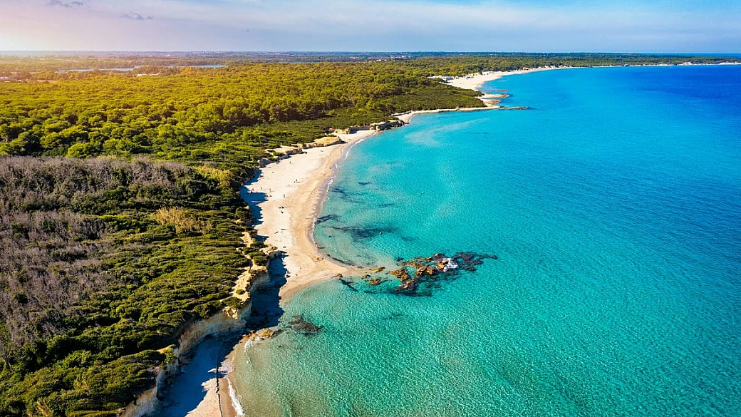 non tutti i mari vengono per nuocere: ecco quali sono le regioni italiane con le spiagge più pulite