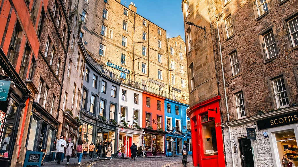 regale, insolita e fiabesca: nella splendida scozia c'è spazio per una delle più belle d'europa, e scoprirla così sarà un vero piacere