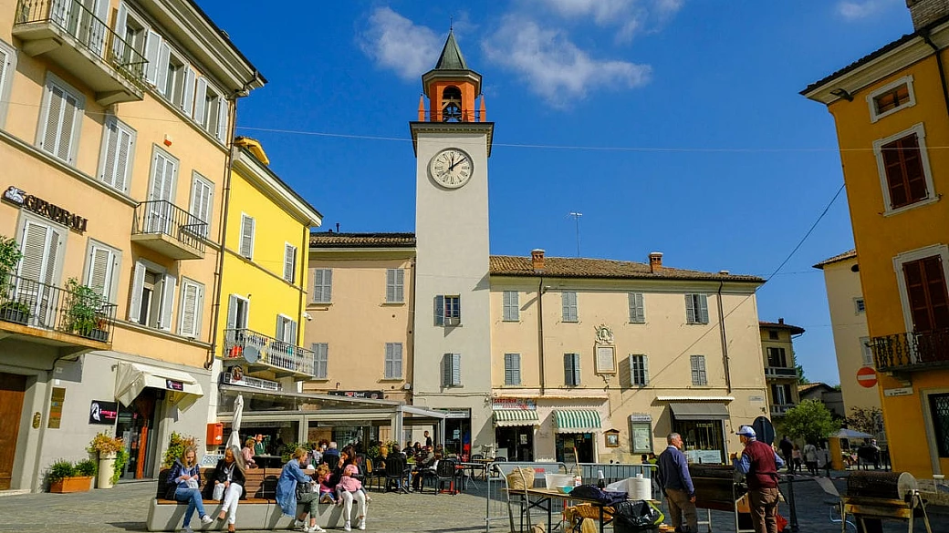 si legge parma, si pronuncia langhirano: ecco da dove viene uno dei prosciutti più buoni d’italia