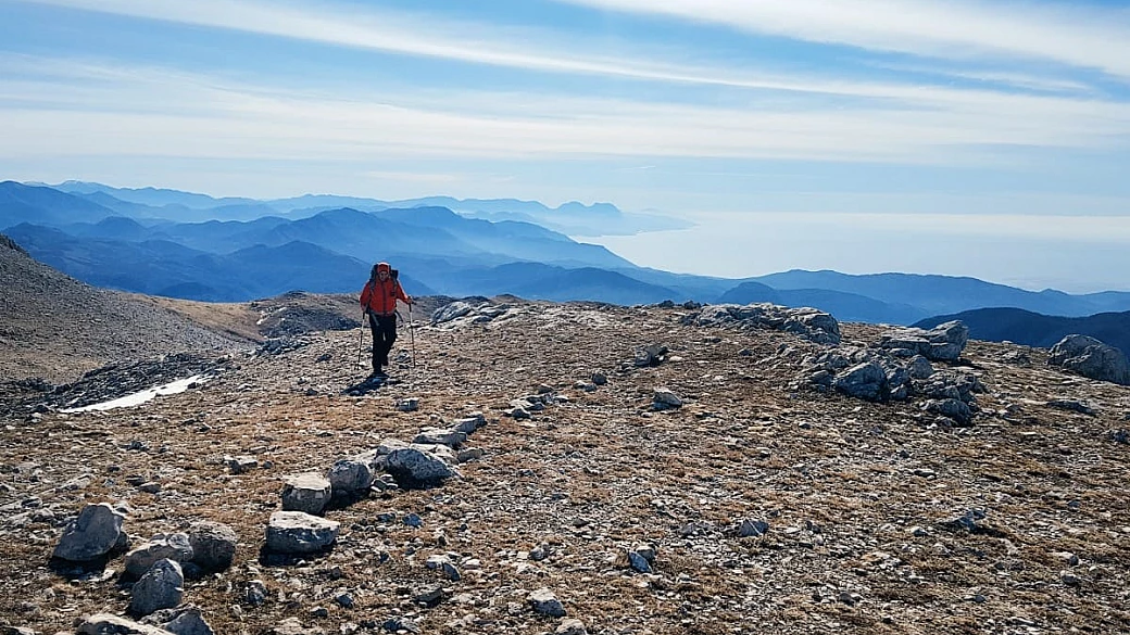 Il "tetto della Campania" è una montagna che guarda dall'alto spiagge e  città, e un'escursione qui ti conquisterà | Turisti per Caso