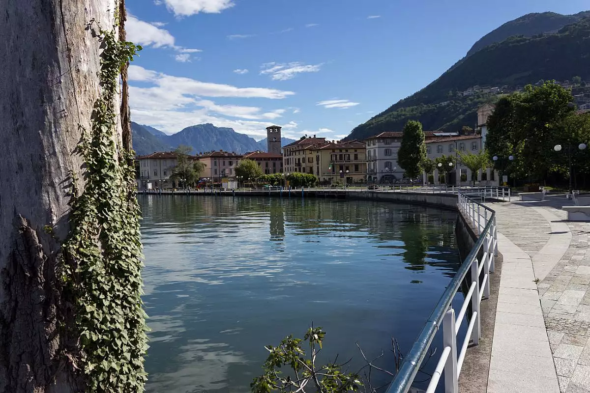 lungolago sul Lago d'Iseo