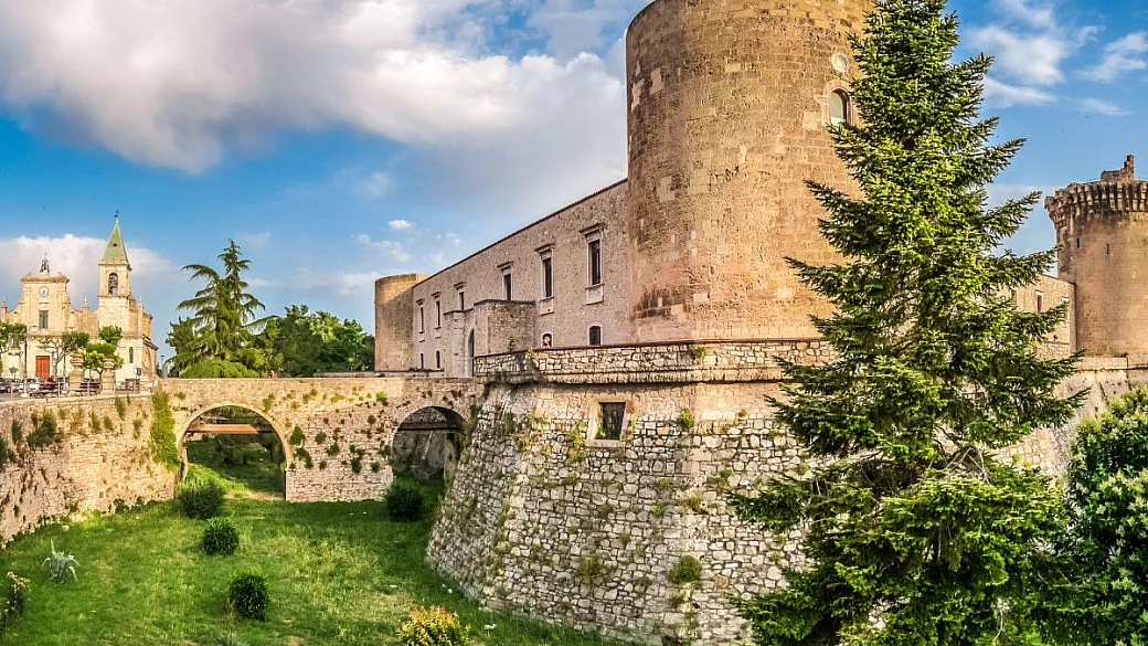 la città del cantore di roma: in basilicata c'è una magnifica perla di storia da scoprire oltre i soliti giri