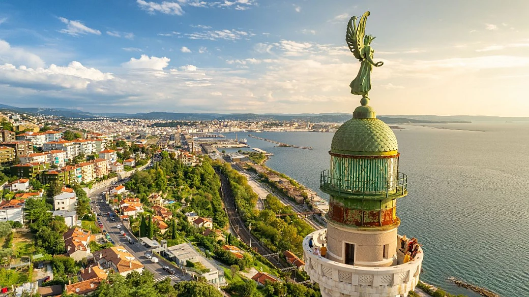 lets, ovvero il piacere di leggere: a trieste apre il primo museo dedicato ai topi di biblioteca