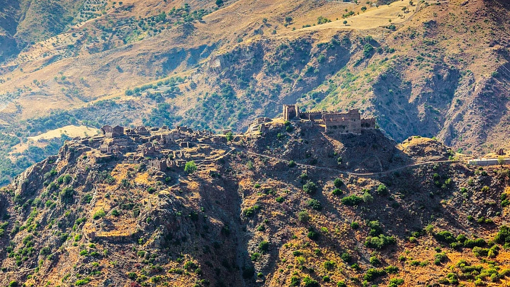 la piccola grecia della calabria: da queste parti si parla la stessa lingua da più di 3000 anni