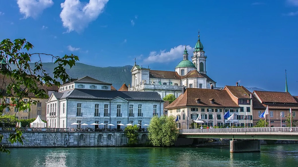 È la città dell'11: musei, fontane, chiese... e birre sono le protagoniste della “capitale barocca” in svizzera