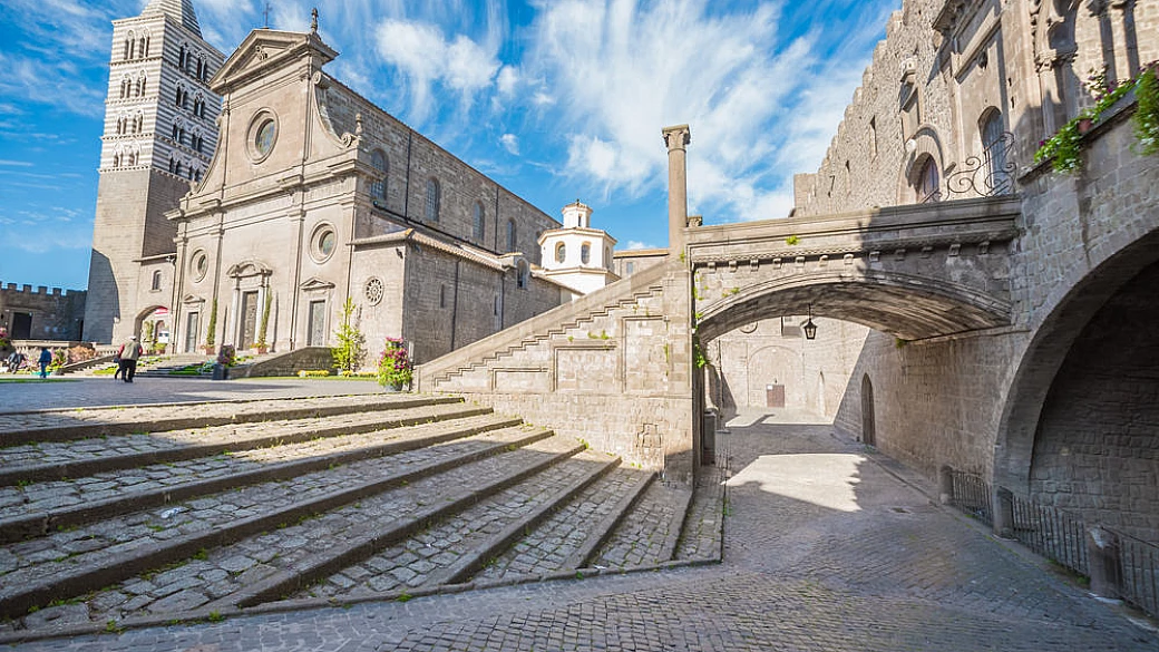 in sei giorni abbiamo scoperto tutto il bello della tuscia visitando il lago di bolsena, orvieto, pitigliano e viterbo