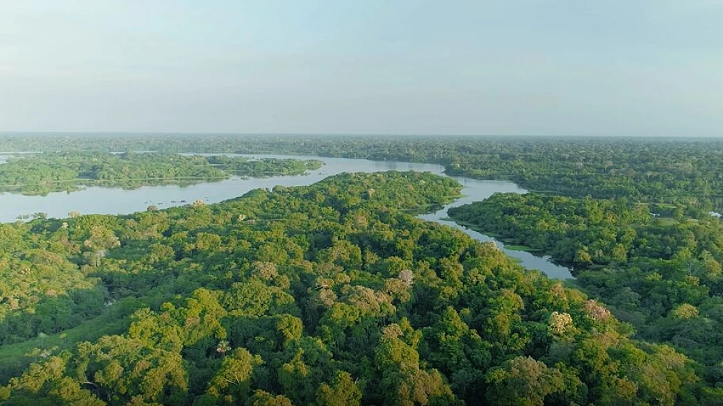 tg del turismo: notizie da amalfi, venezia, norvegia, grecia, amazzonia, mont saint michel