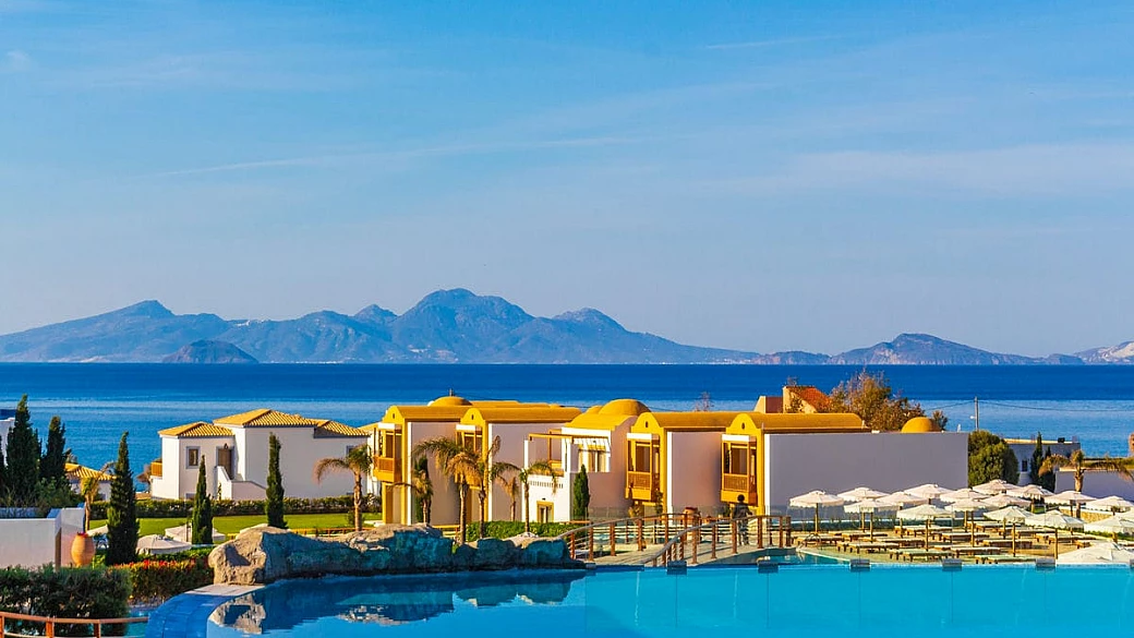 un viaggio lungo la via della feta: non siamo in asia, ma in una delle isole che uniscono l'oriente al resto del mediterraneo