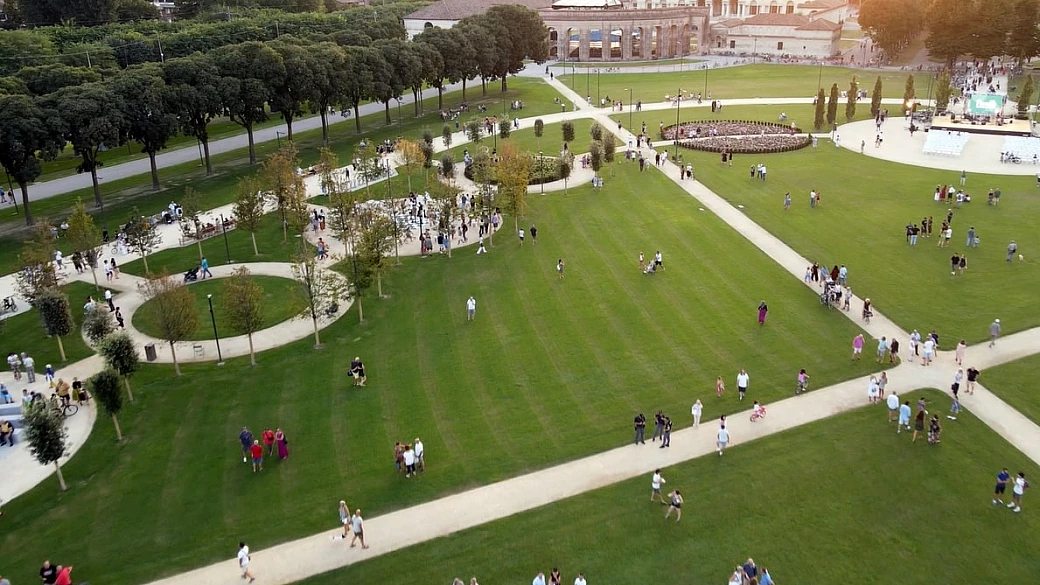 un parco su misura per te: nel cuore della città dei 3 laghi c'è un mare verde su misura per grandi e bambini