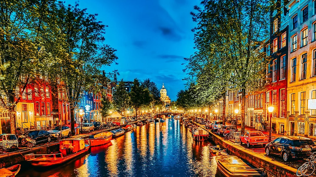 da kreuzberg a san lorenzo, ecco i 5 quartieri più “cool” d’europa dove il vero divertimento comincia al tramonto