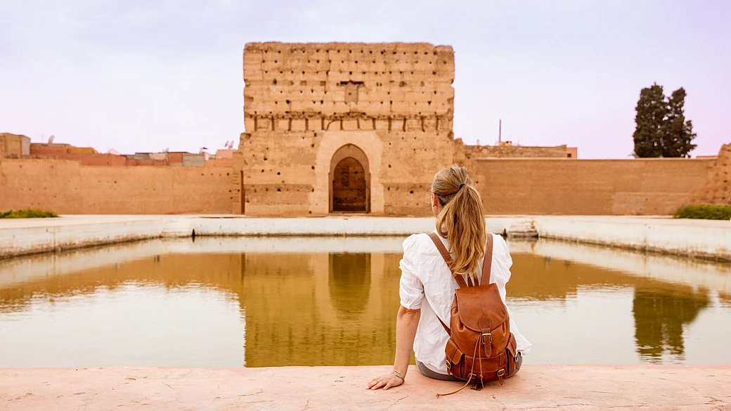 dalla città rossa in mezzo al deserto ai canali dell'amore, tre posti perfetti per le donne che amano viaggiare da sole