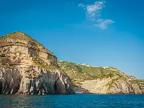 baia di sorgeto-530499476