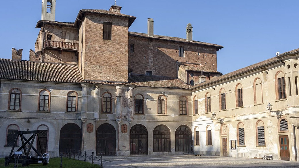 anche milano ha le sue vigne, e alle porte della città si produce da oltre 1000 anni un rosso davvero eccezionale