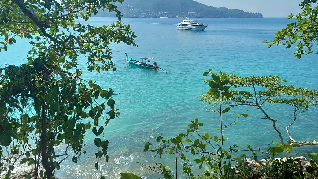 spiagge e templi antichissimi: ecco perché questa isola della thailandia è così amata dagli italiani