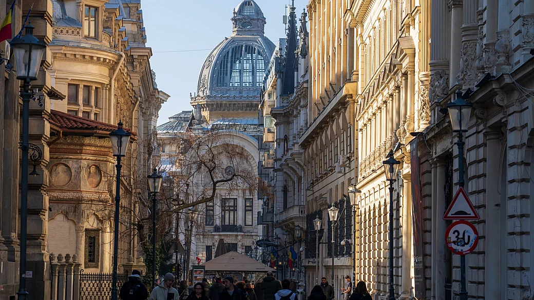 la parigi dell'est europa: tra viali alberati e magnifici palazzi, ecco cosa vedere a bucarest in 3 giorni