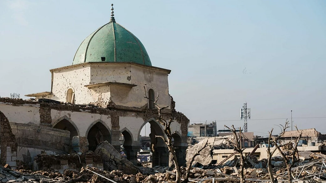 a 10 anni dalla sua distruzione, torna a risplendere uno dei simboli della città: è la rinascita che in molti stavano aspettando