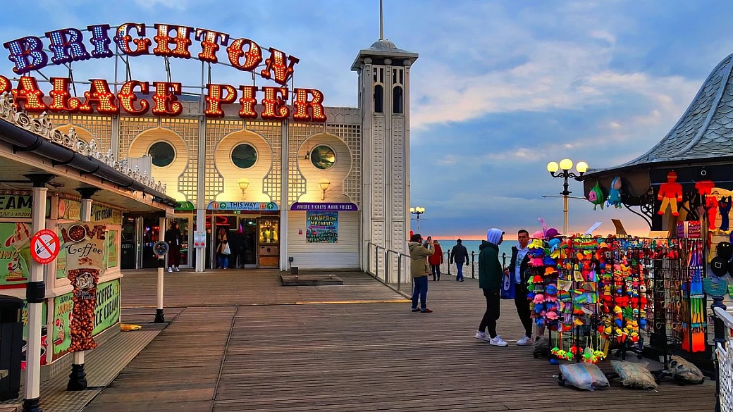 È la rimini della gran bretagna: una città dove il divertimento nasconde un mare non esattamente cristallino