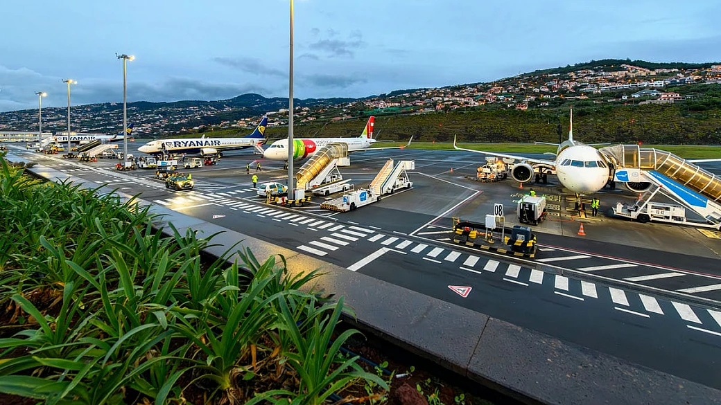 questi 5 aeroporti europei sono i più distanti dalle città dove ti hanno promesso che saresti arrivato