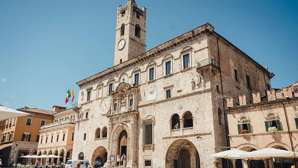 uova di cioccolata o uova sode? ecco perché ad ascoli piceno la pasqua non si festeggia come nel resto d'italia