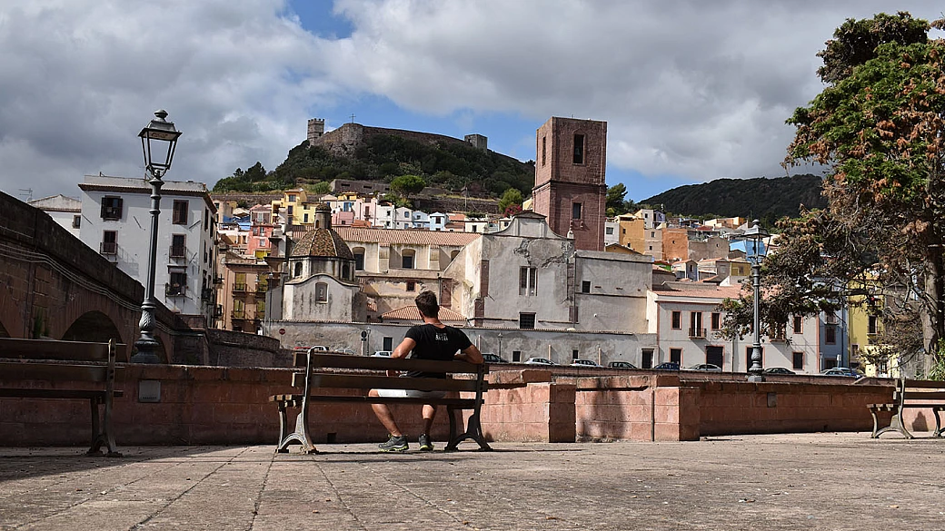 quando il brutto diventa bello: l'intervista di patrizio roversi a fabio manna di viaggiatori brutti