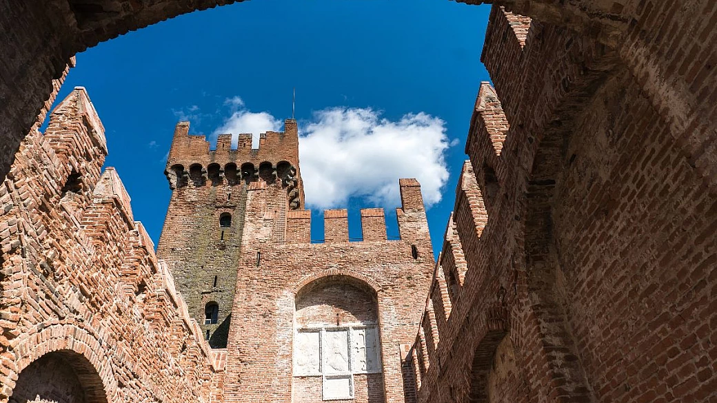 vicinissima ai colli euganei c'è la città fortificata del veneto: l'inespugnabile fortezza che ha riscritto la storia italiana