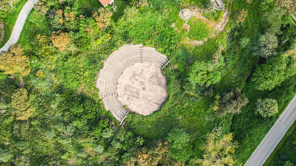 in sardegna c'è la più antica necropoli d'italia: i suoi 5000 anni di storia sono una macchina del tempo aperta a tutti