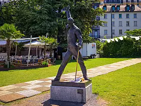 statua-freddie-mercury-montreaux