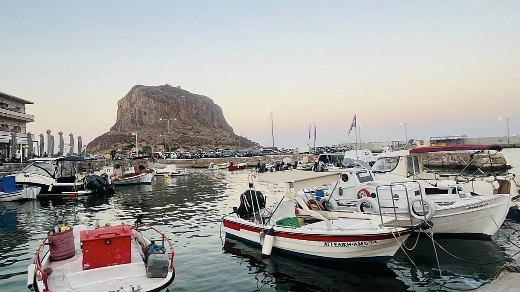 peloponneso on the road, ovvero un viaggio tra mare, miti e storia dell'antica grecia