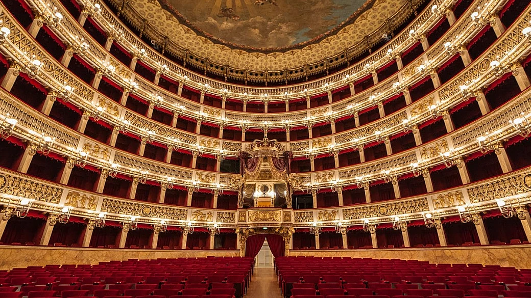 in campania c'è il teatro più antico d'europa: ha quasi 300 anni di storia