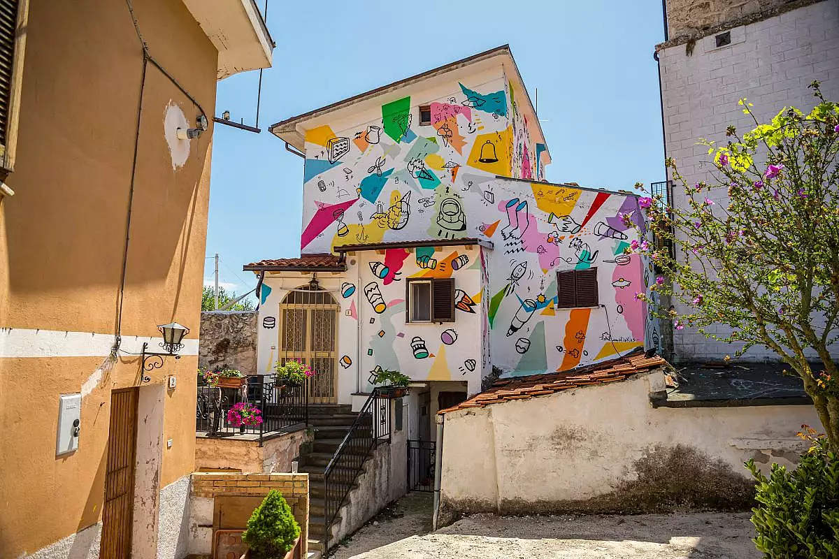 murales aielli, abruzzo