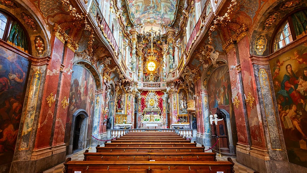 così bella che non saprai dove guardare: questa chiesa è il capolavoro del rococò